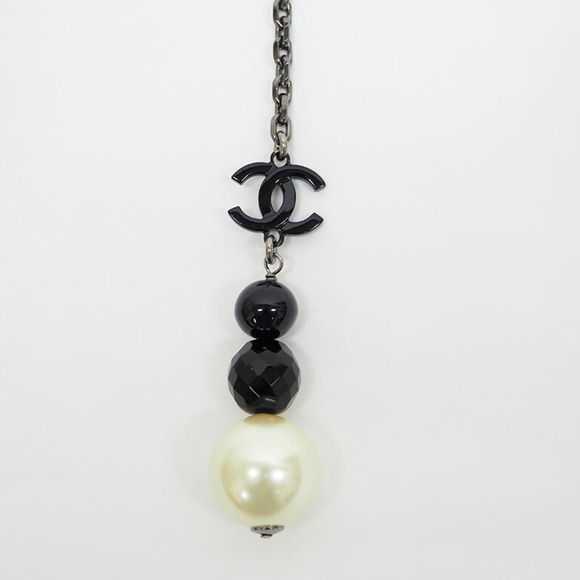 CHANEL pearl Y-shaped necklace 05P black pendant ladies - Picture 2 of 9